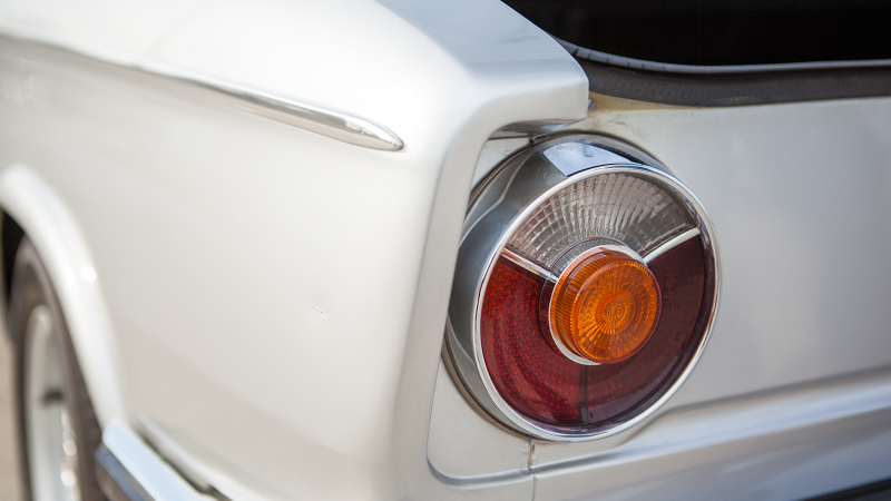 Illustration for article titled An automotive unicorn - BMW 2000 tii Touring